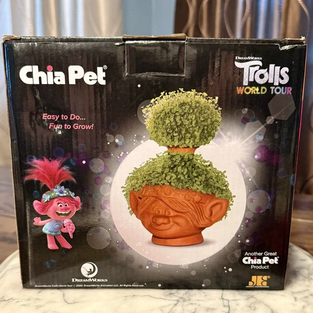 NEW! Chia Pet Trolls Poppy World Tour Seed Pack Decorative Terracotta Planter
